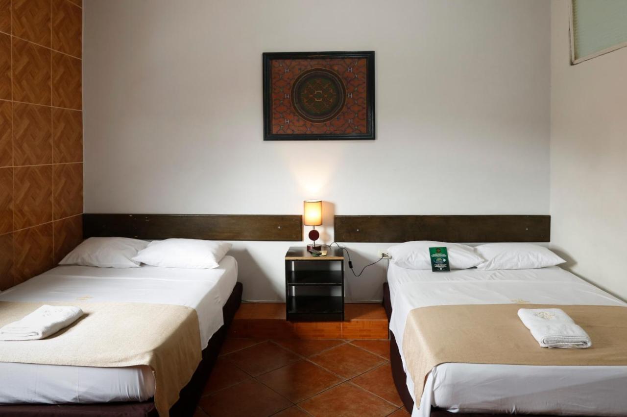 El Cauchero Hotel איקיטוס מראה חיצוני תמונה