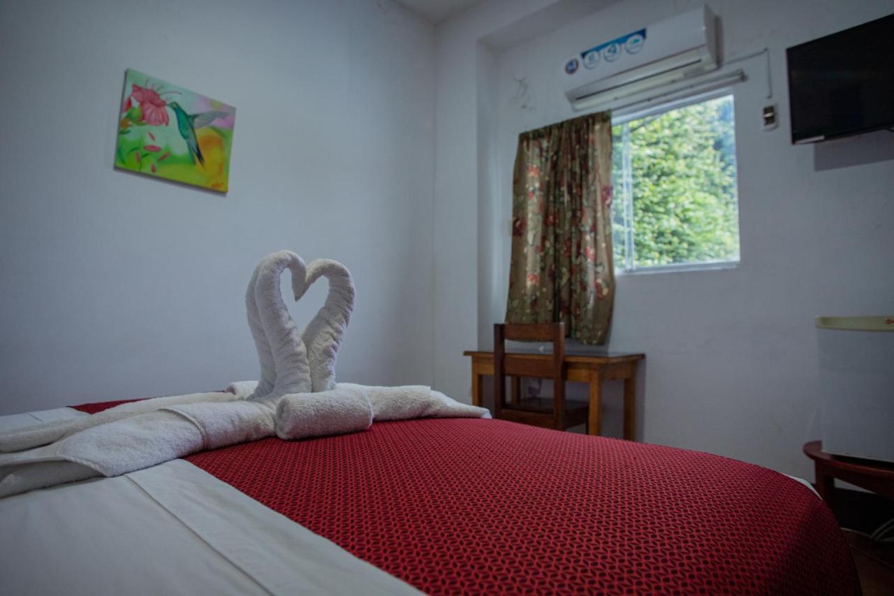 El Cauchero Hotel איקיטוס מראה חיצוני תמונה