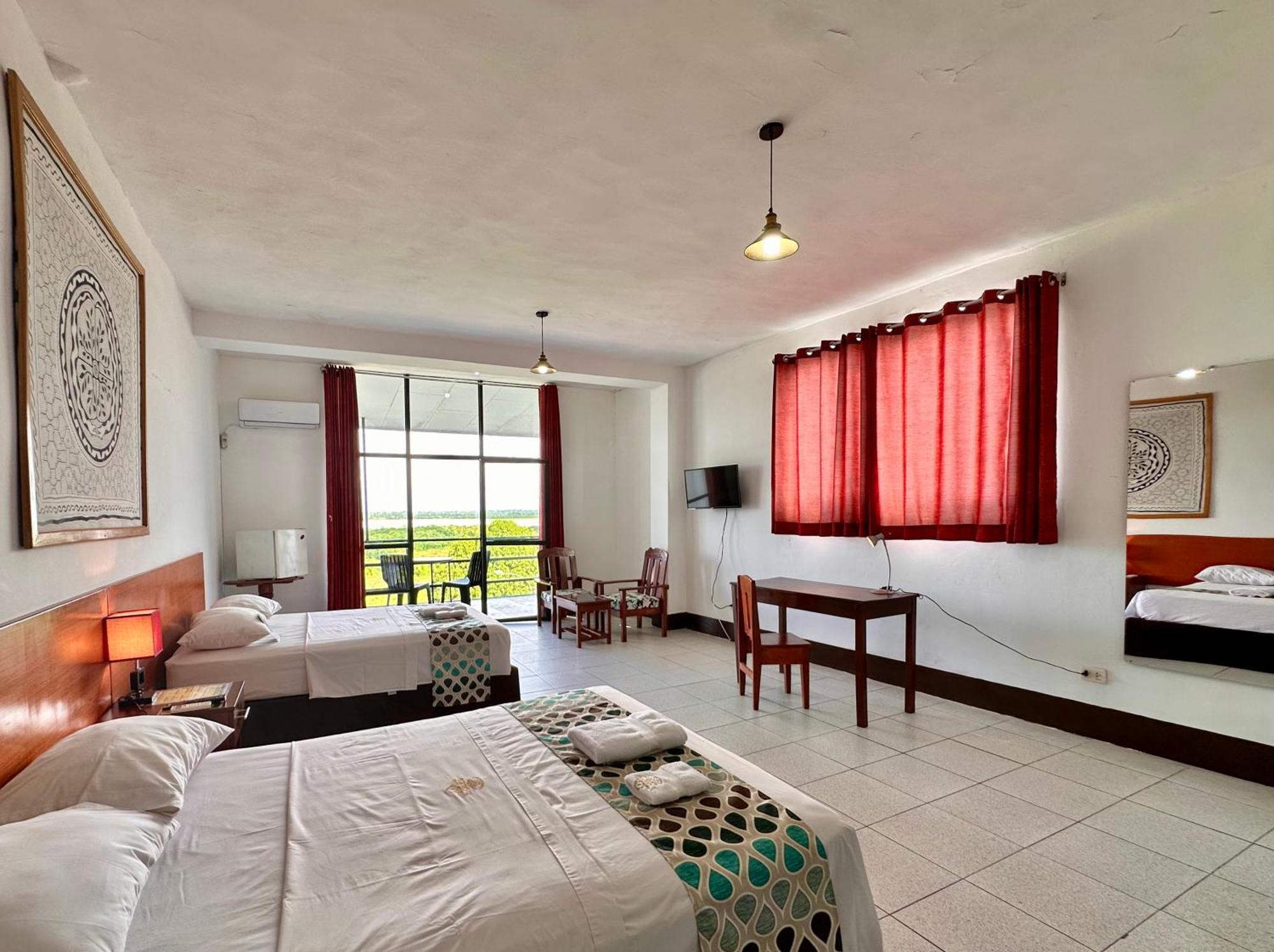 El Cauchero Hotel איקיטוס מראה חיצוני תמונה