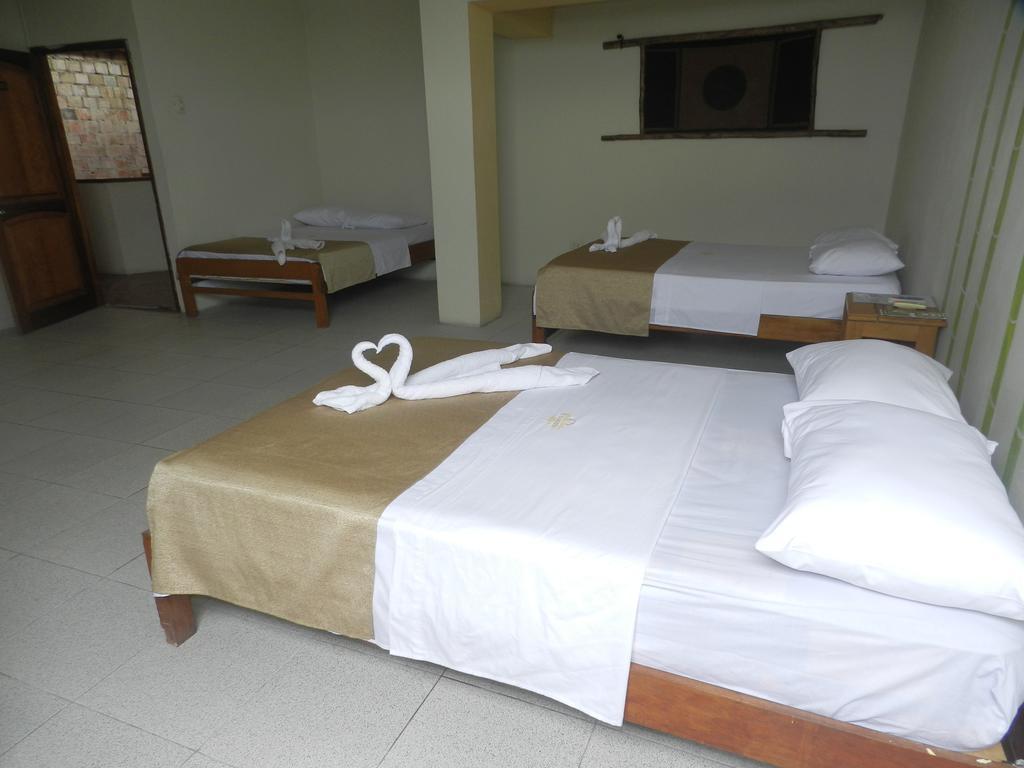 El Cauchero Hotel איקיטוס מראה חיצוני תמונה