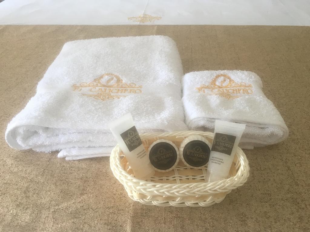 El Cauchero Hotel איקיטוס מראה חיצוני תמונה